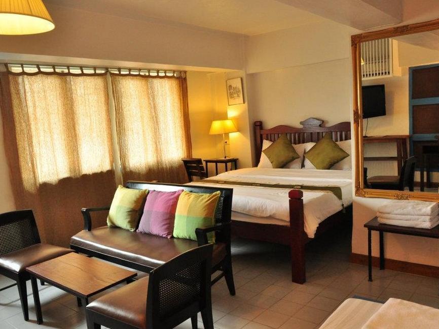 Hotel Hi Thewet à Bangkok Extérieur photo