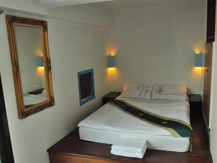 Hotel Hi Thewet à Bangkok Extérieur photo